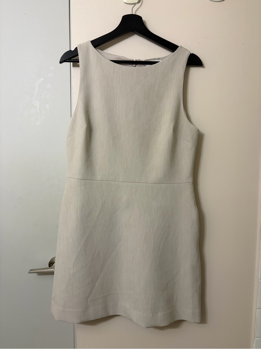 Aritzia Babaton Bond Dress in Heather Matte Pearl